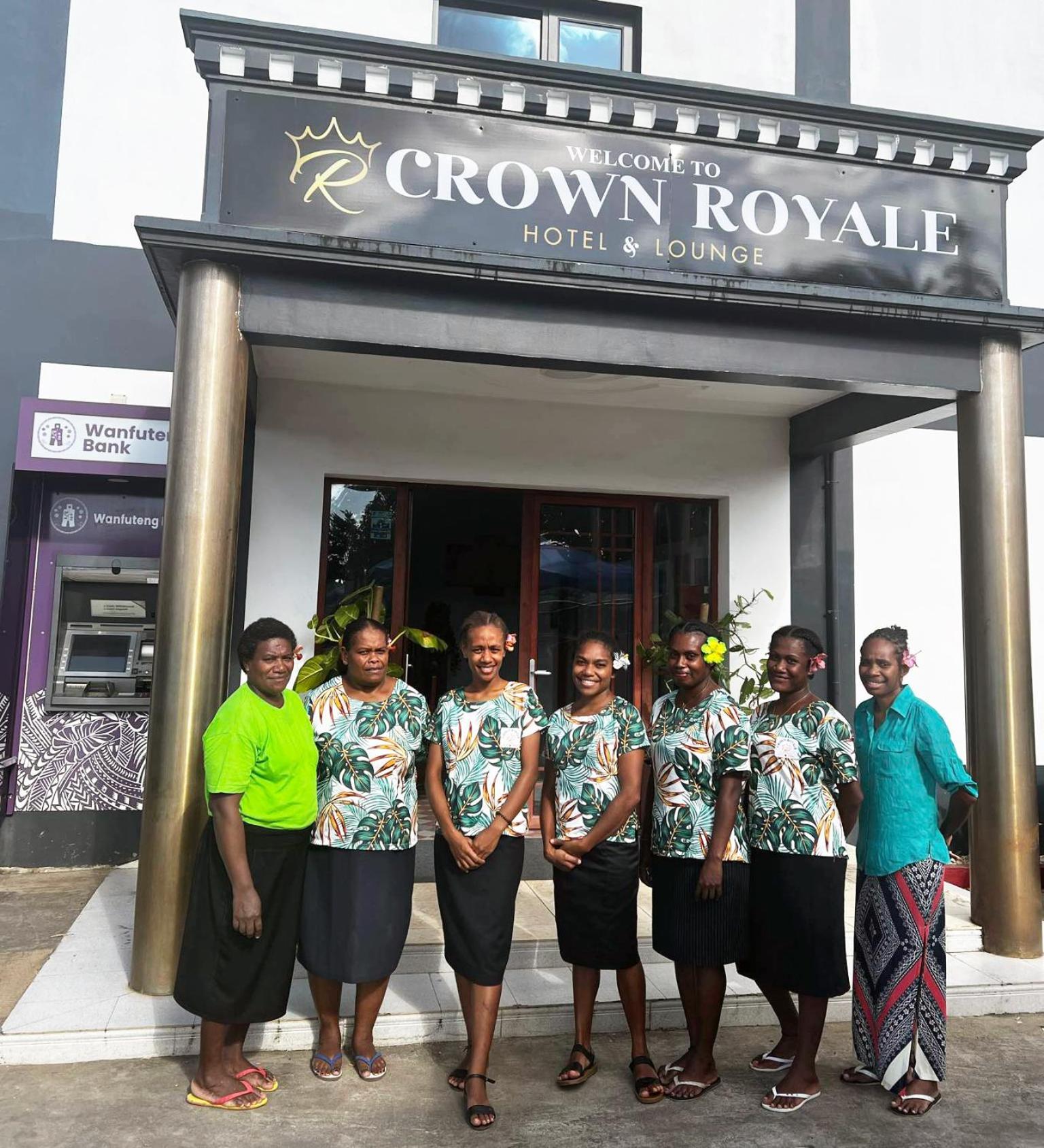 Crown Royale Hotel & Lounge Port Vila Buitenkant foto